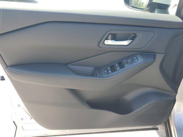 new 2025 Nissan Rogue car, priced at $29,585