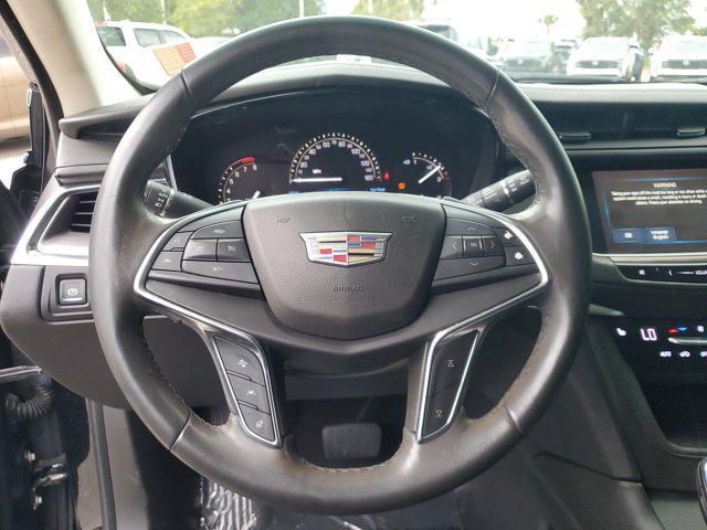 used 2017 Cadillac XT5 car, priced at $13,720