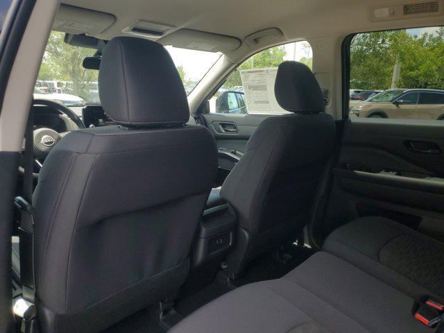 new 2025 Nissan Pathfinder car, priced at $38,450