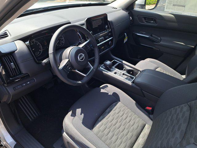 new 2025 Nissan Pathfinder car, priced at $41,775