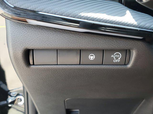 new 2025 Nissan Kicks car, priced at $26,075