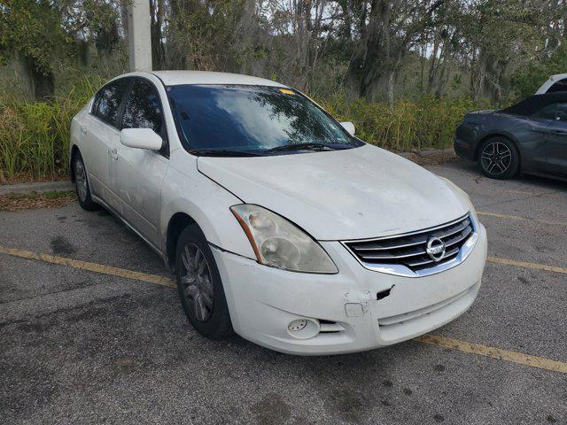 used 2010 Nissan Altima car