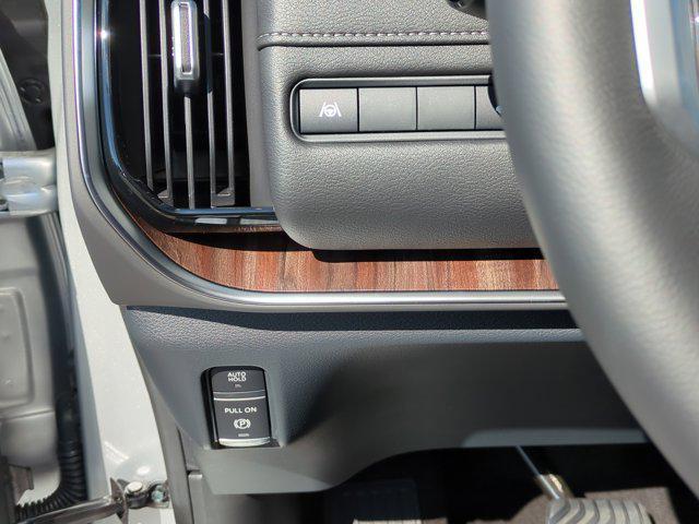 new 2025 Nissan Armada car, priced at $66,600