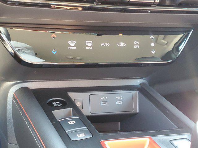 new 2025 Nissan Kicks car, priced at $26,075