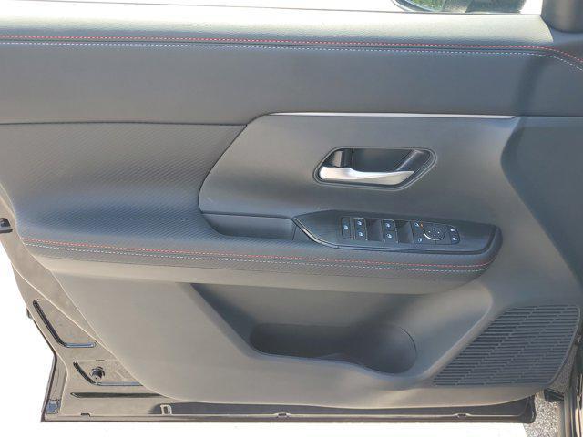 new 2025 Nissan Kicks car, priced at $28,565