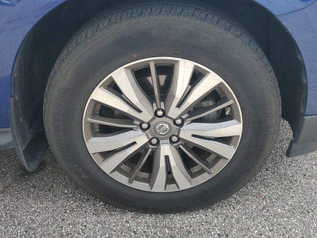 used 2018 Nissan Pathfinder car, priced at $10,595