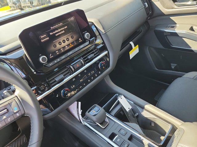 new 2025 Nissan Pathfinder car, priced at $35,690