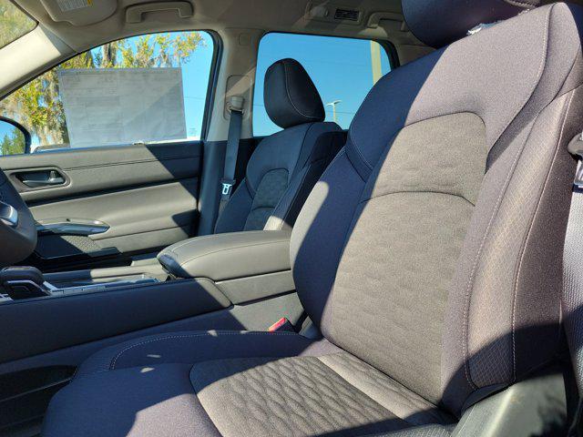 new 2025 Nissan Pathfinder car, priced at $35,690