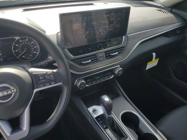 new 2025 Nissan Altima car, priced at $29,355