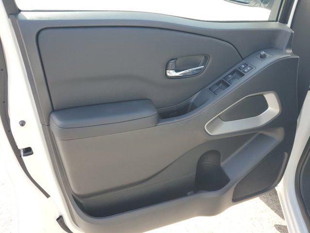 new 2025 Nissan Frontier car, priced at $35,455