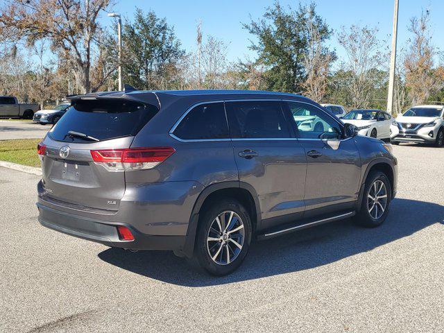 used 2019 Toyota Highlander car, priced at $15,495