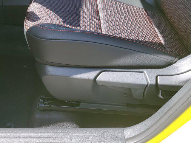 new 2025 Nissan Kicks car, priced at $29,250