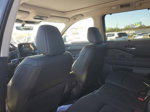 new 2025 Nissan Pathfinder car, priced at $51,515