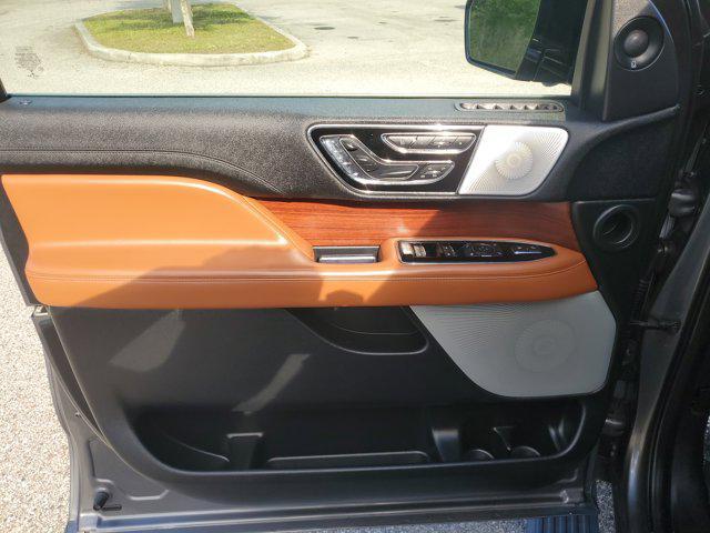 used 2021 Lincoln Navigator car, priced at $44,995