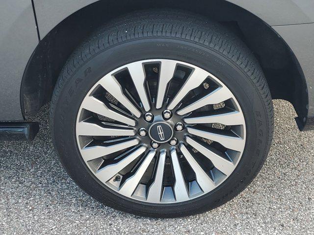 used 2021 Lincoln Navigator car, priced at $44,995