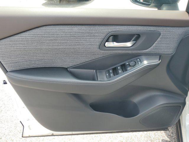 used 2023 Nissan Rogue car, priced at $22,495