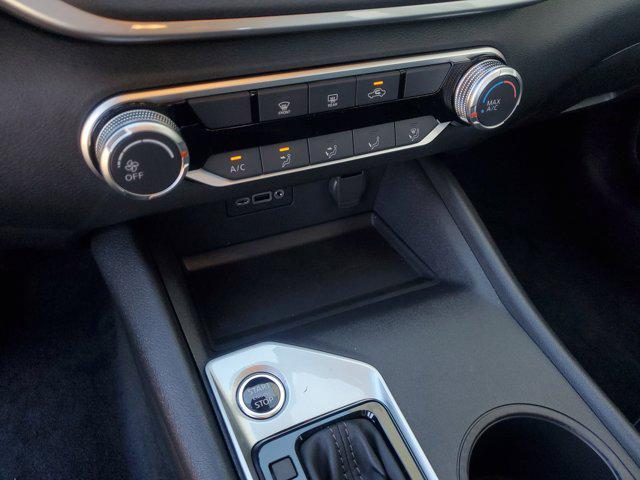 new 2025 Nissan Altima car, priced at $27,640