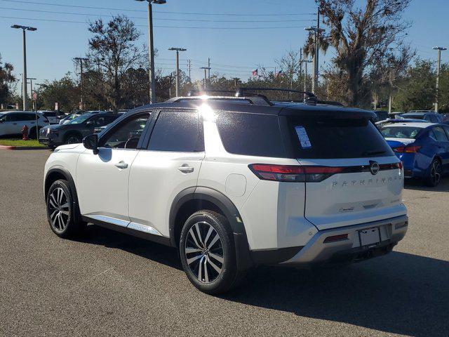 new 2025 Nissan Pathfinder car, priced at $52,525