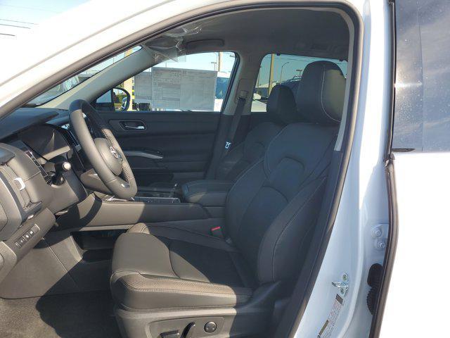 new 2025 Nissan Pathfinder car, priced at $38,840