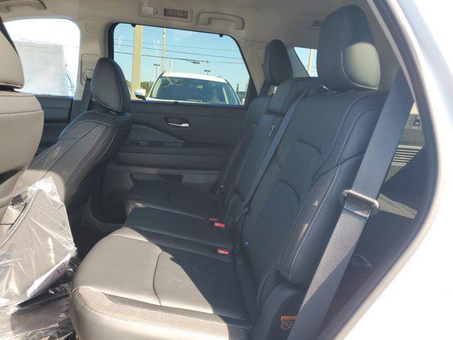 new 2025 Nissan Pathfinder car, priced at $38,840