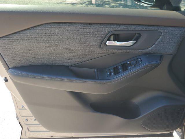 used 2023 Nissan Rogue car, priced at $22,195