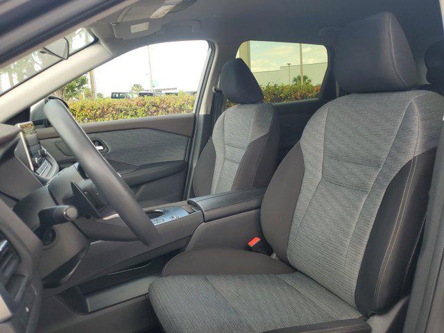 used 2023 Nissan Rogue car, priced at $21,997