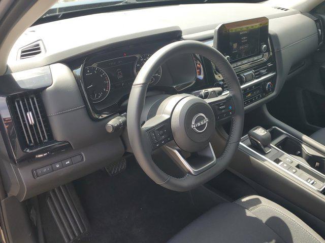 new 2025 Nissan Pathfinder car, priced at $43,945