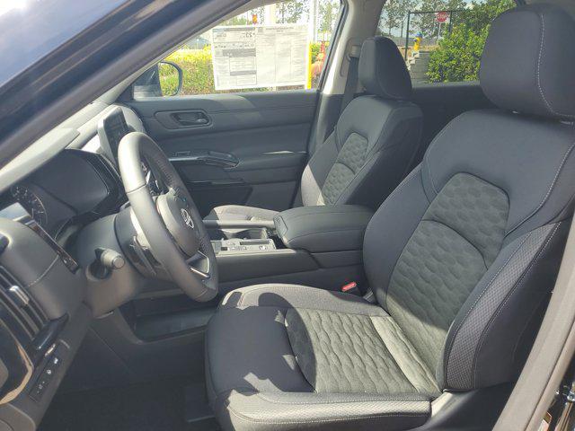 new 2025 Nissan Pathfinder car, priced at $43,945