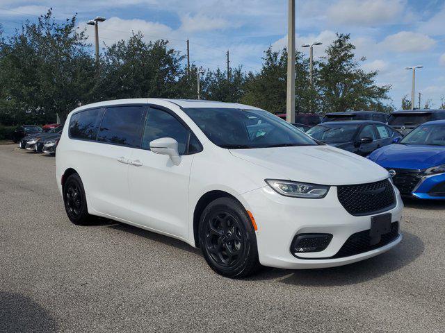 used 2022 Chrysler Pacifica Hybrid car, priced at $23,495