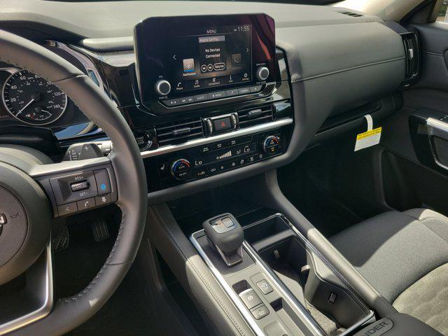 new 2025 Nissan Pathfinder car, priced at $43,445