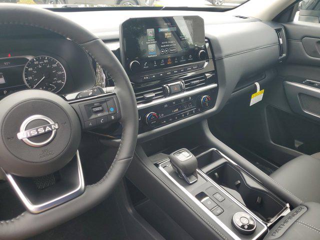 new 2025 Nissan Pathfinder car, priced at $46,935