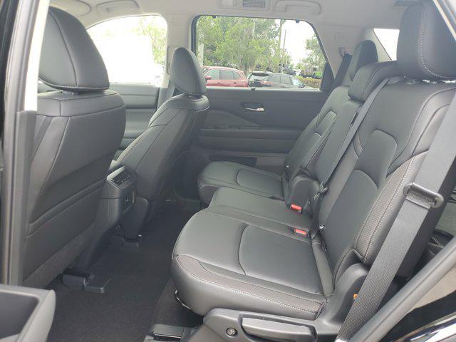 new 2025 Nissan Pathfinder car, priced at $46,935
