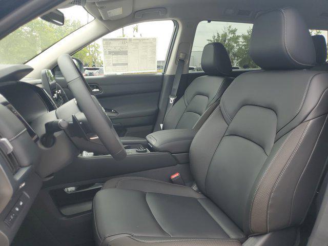 new 2025 Nissan Pathfinder car, priced at $46,935