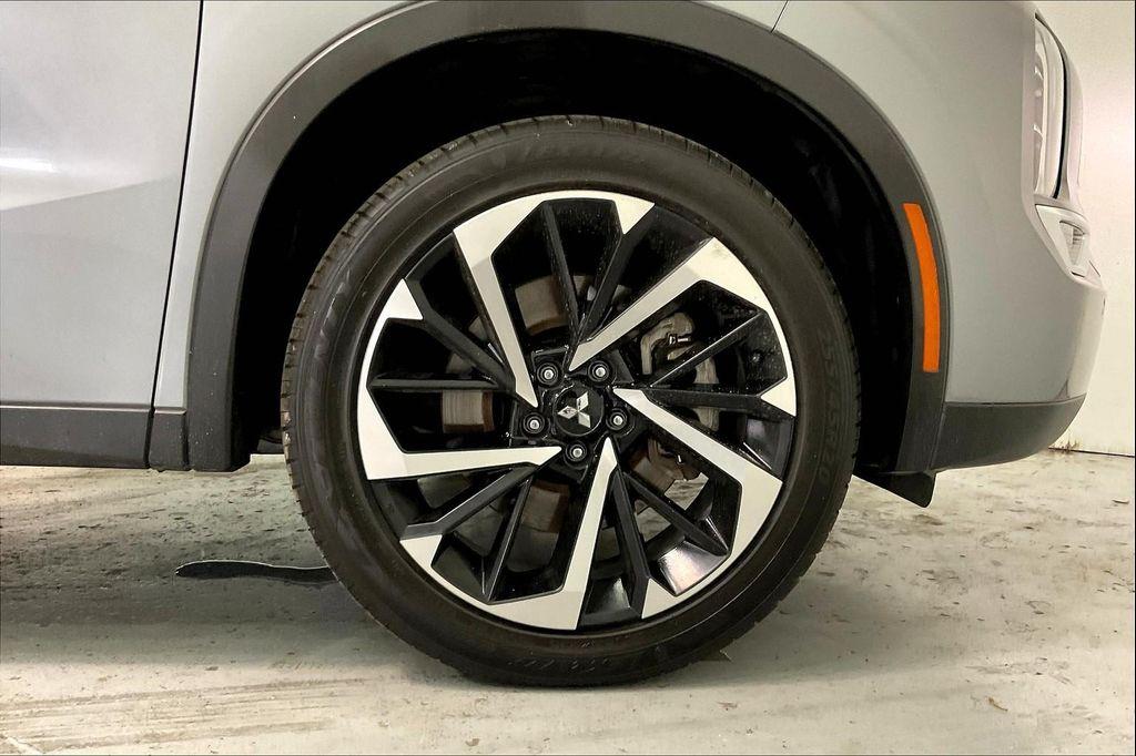 used 2022 Mitsubishi Outlander car, priced at $18,995
