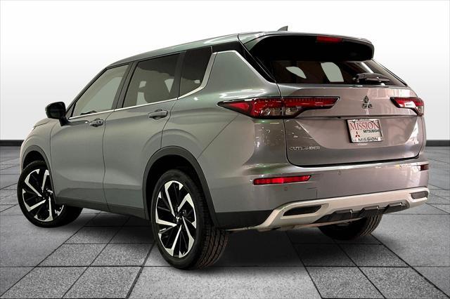 used 2023 Mitsubishi Outlander car, priced at $24,995