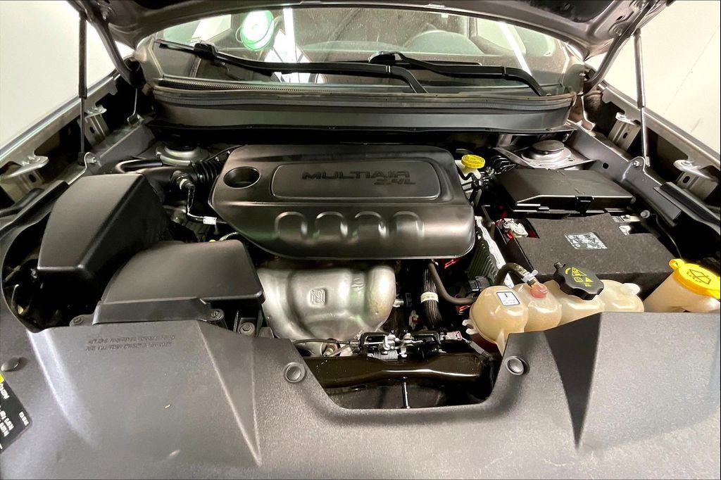used 2020 Jeep Cherokee car, priced at $20,995