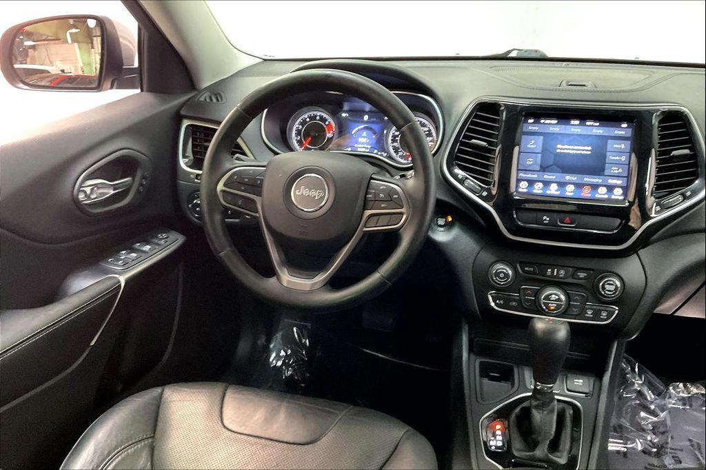 used 2020 Jeep Cherokee car, priced at $20,995