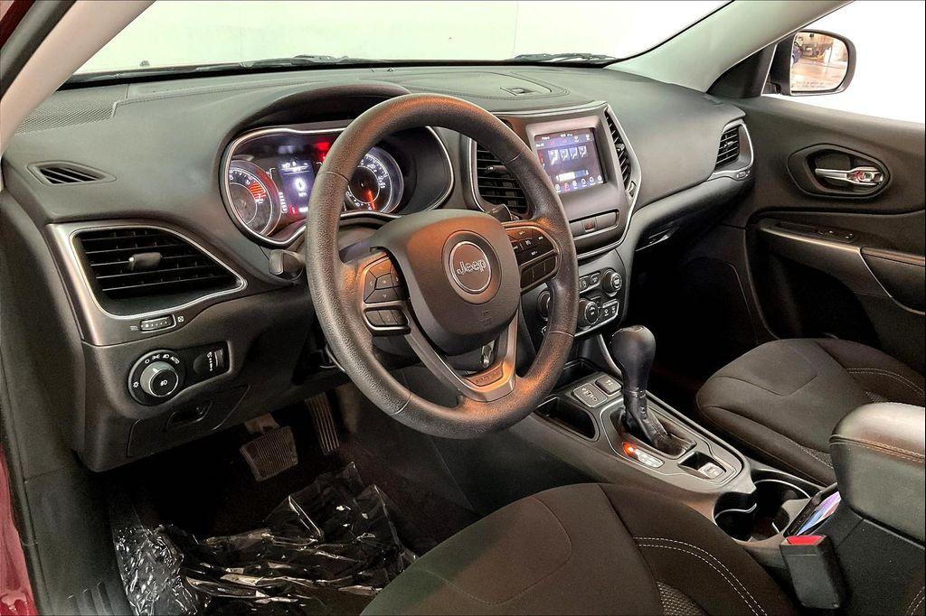 used 2019 Jeep Cherokee car, priced at $13,995