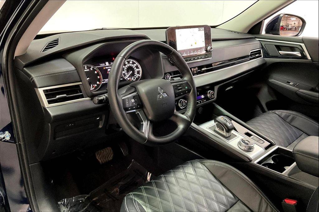 used 2022 Mitsubishi Outlander car, priced at $23,595