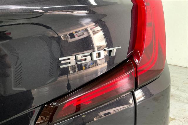 used 2023 Cadillac XT4 car, priced at $25,895