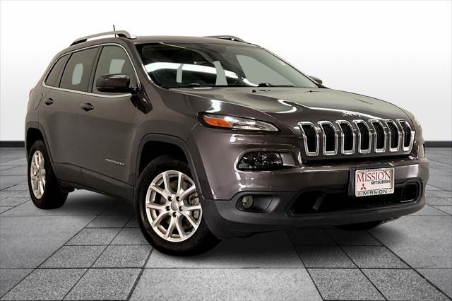 used 2018 Jeep Cherokee car, priced at $13,795