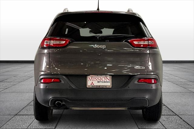 used 2018 Jeep Cherokee car, priced at $13,795