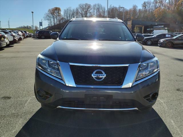 used 2013 Nissan Pathfinder car, priced at $5,895