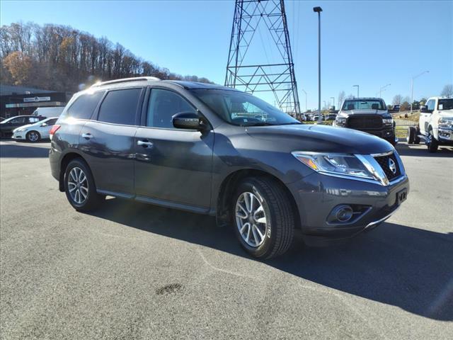 used 2013 Nissan Pathfinder car, priced at $5,895