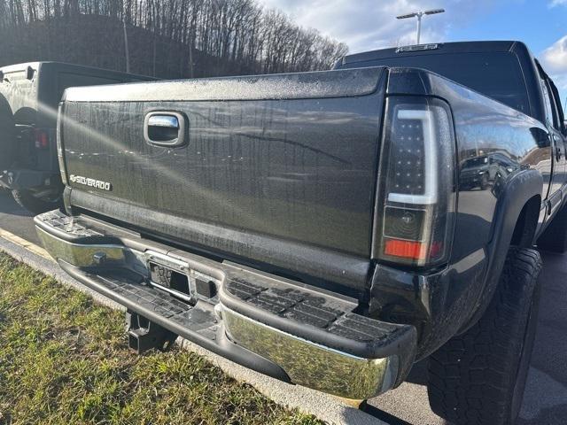 used 2006 Chevrolet Silverado 2500 car, priced at $13,995