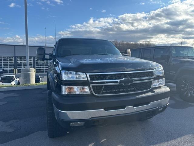 used 2006 Chevrolet Silverado 2500 car, priced at $13,995