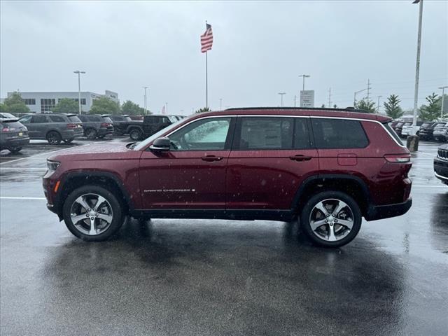 new 2024 Jeep Grand Cherokee L car, priced at $52,455