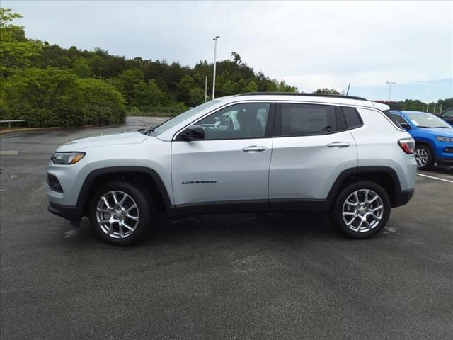 new 2024 Jeep Compass car, priced at $30,585