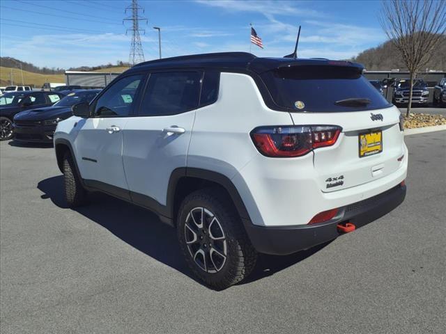 new 2024 Jeep Compass car, priced at $32,712