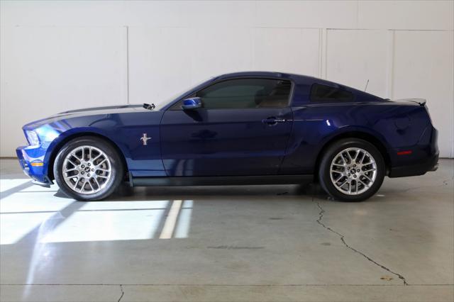 used 2012 Ford Mustang car